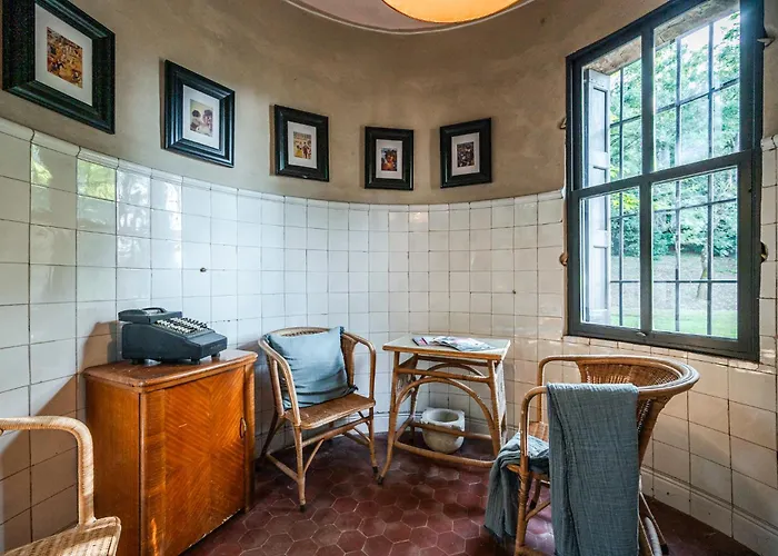 Villa Rocchetta Cionini - A Castle Overlooking The Motor Valley *