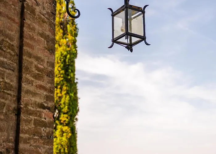 Villa Rocchetta Cionini - A Castle Overlooking The Motor Valley