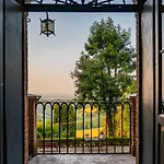 Rocchetta Cionini - A Castle Overlooking The Motor Valley Montebaranzone