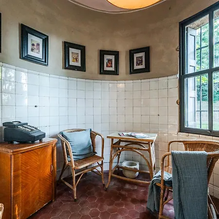 Vila Rocchetta Cionini - A Castle Overlooking The Motor Valley *