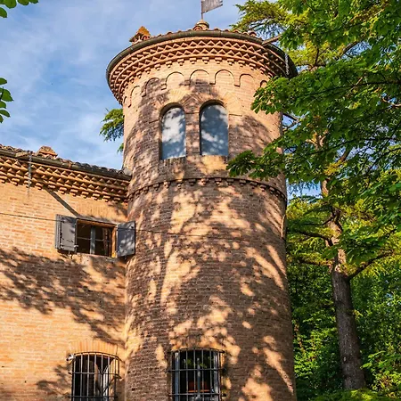 Rocchetta Cionini - A Castle Overlooking The Motor Valley Villa *