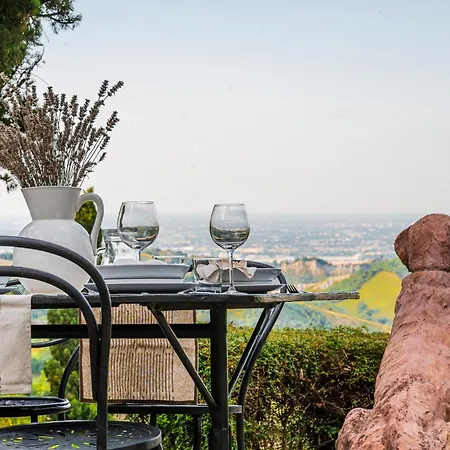 Rocchetta Cionini - A Castle Overlooking The Motor Valley Villa *