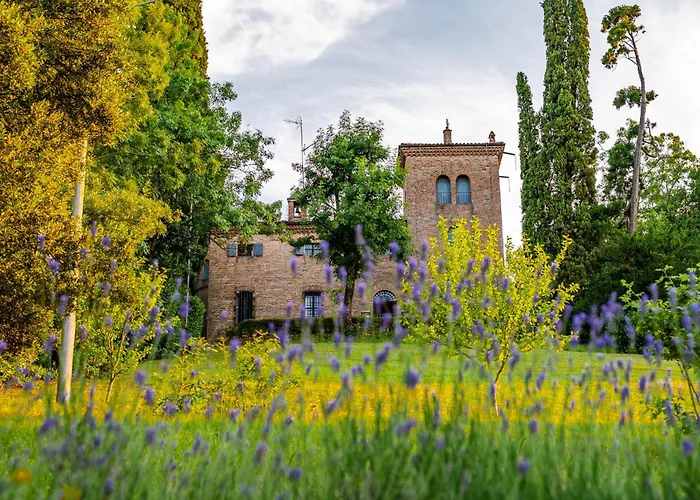 Rocchetta Cionini - A Castle Overlooking The Motor Valley *