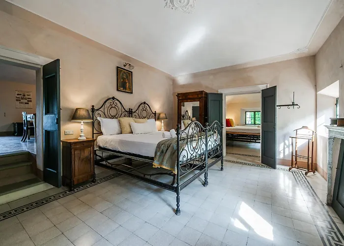 Rocchetta Cionini - A Castle Overlooking The Motor Valley * Montebaranzone