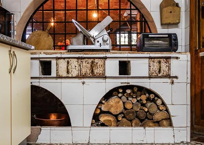 Βίλα Rocchetta Cionini - A Castle Overlooking The Motor Valley *