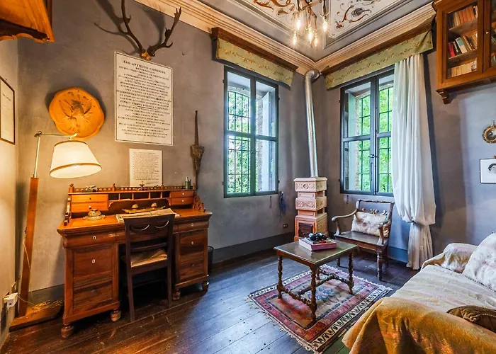 Willa Rocchetta Cionini - A Castle Overlooking The Motor Valley