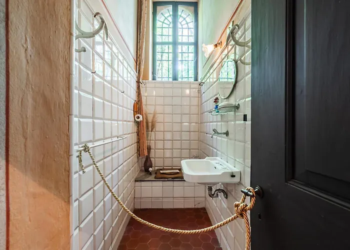 Rocchetta Cionini - A Castle Overlooking The Motor Valley