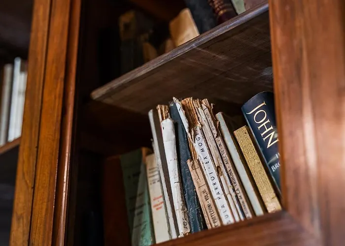 Rocchetta Cionini - A Castle Overlooking The Motor Valley